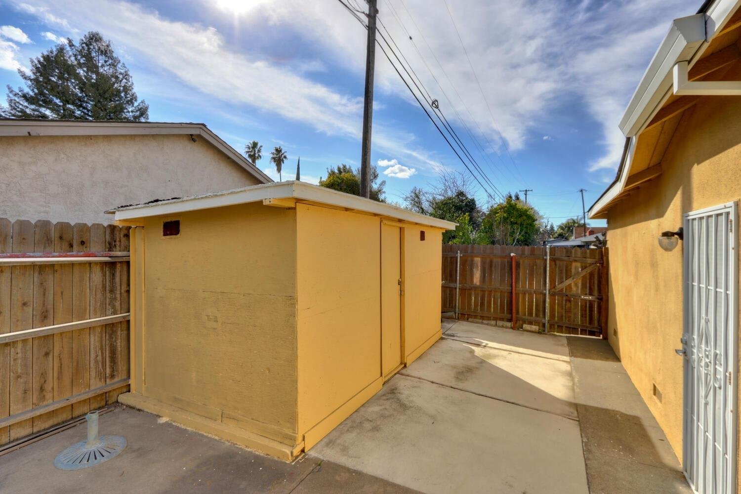 2448 Northview Dr