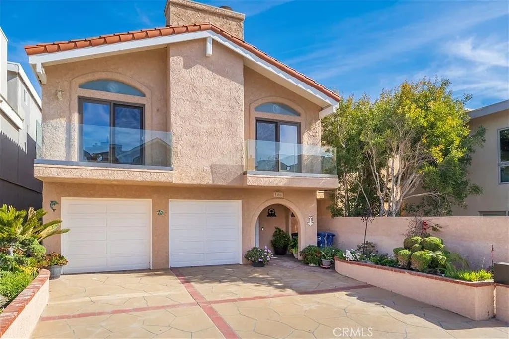 3608 Ocean Dr