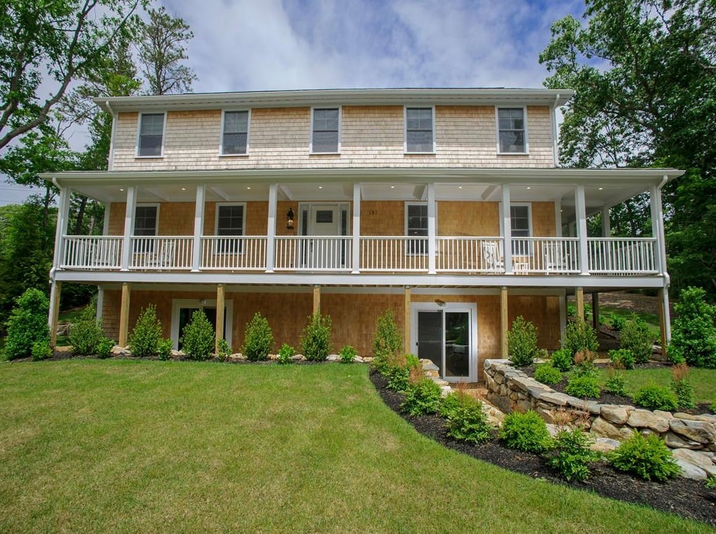 151 Tashmoo Ave