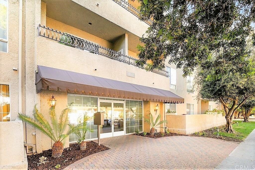 4647 Willis Ave #217