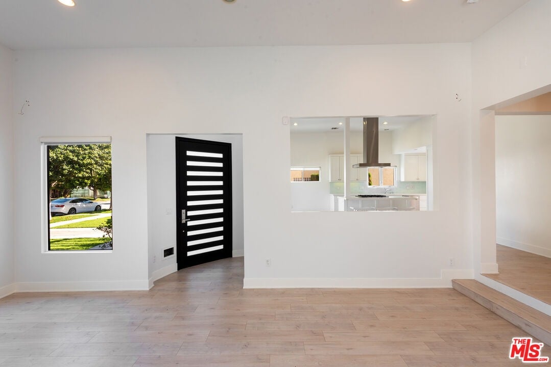 455 N La Jolla Ave