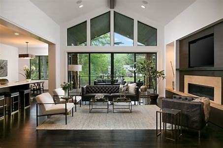 The Ultimate Guide to Staging Your (Akron) Luxury Home for Maximum Value