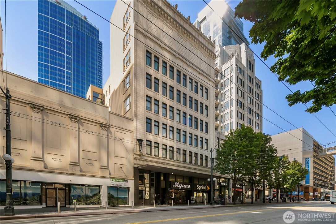 1519 3rd Avenue #502
