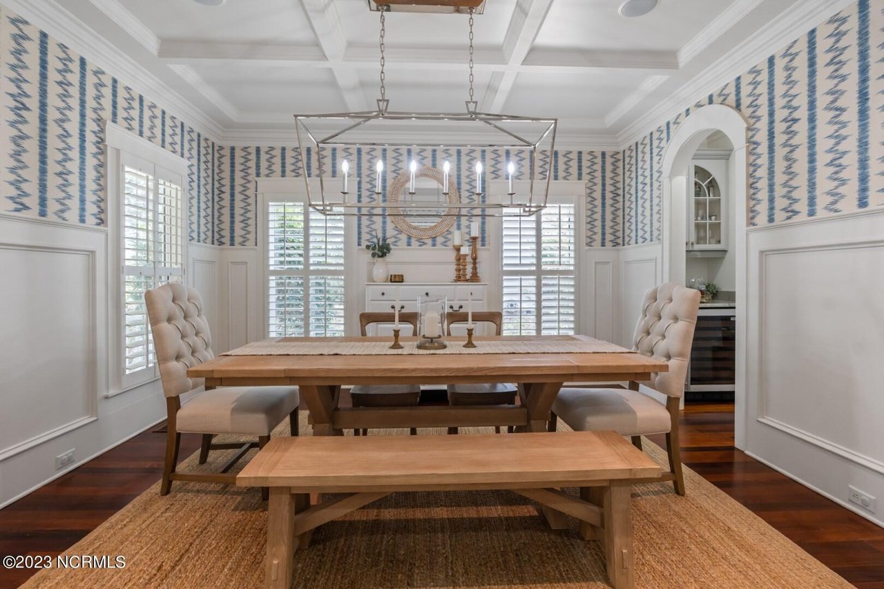 7409 Fisherman Creek Dr