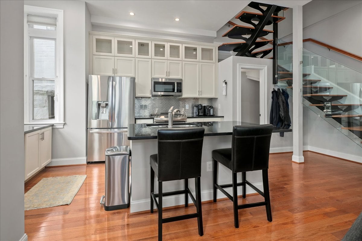 2019 19th St NW #2