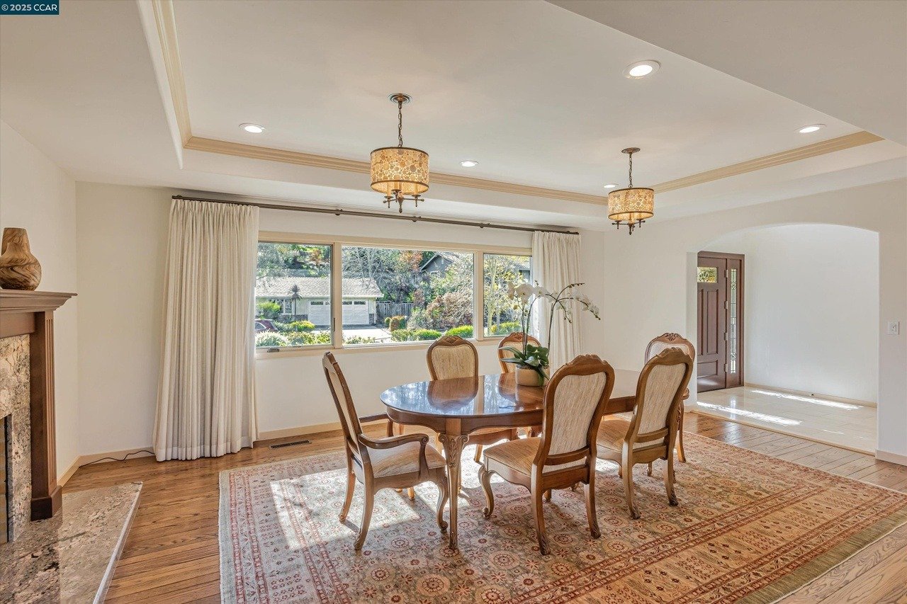 74 Warfield Dr