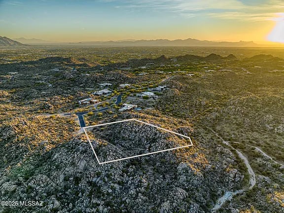 1535 W Tortolita Mountain Cir