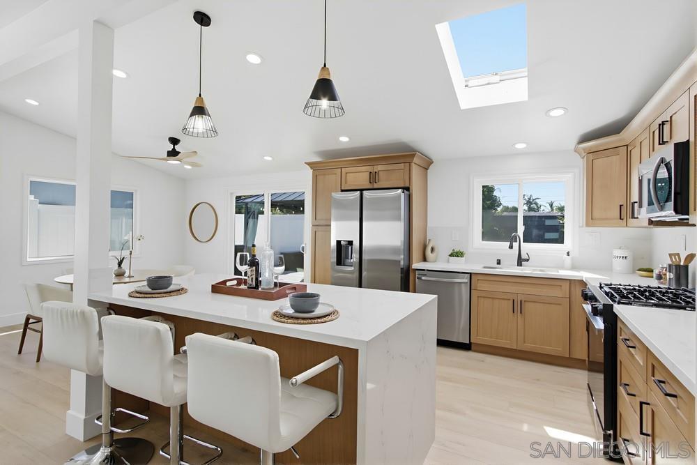 5165 Winthrop St San Diego CA 92117