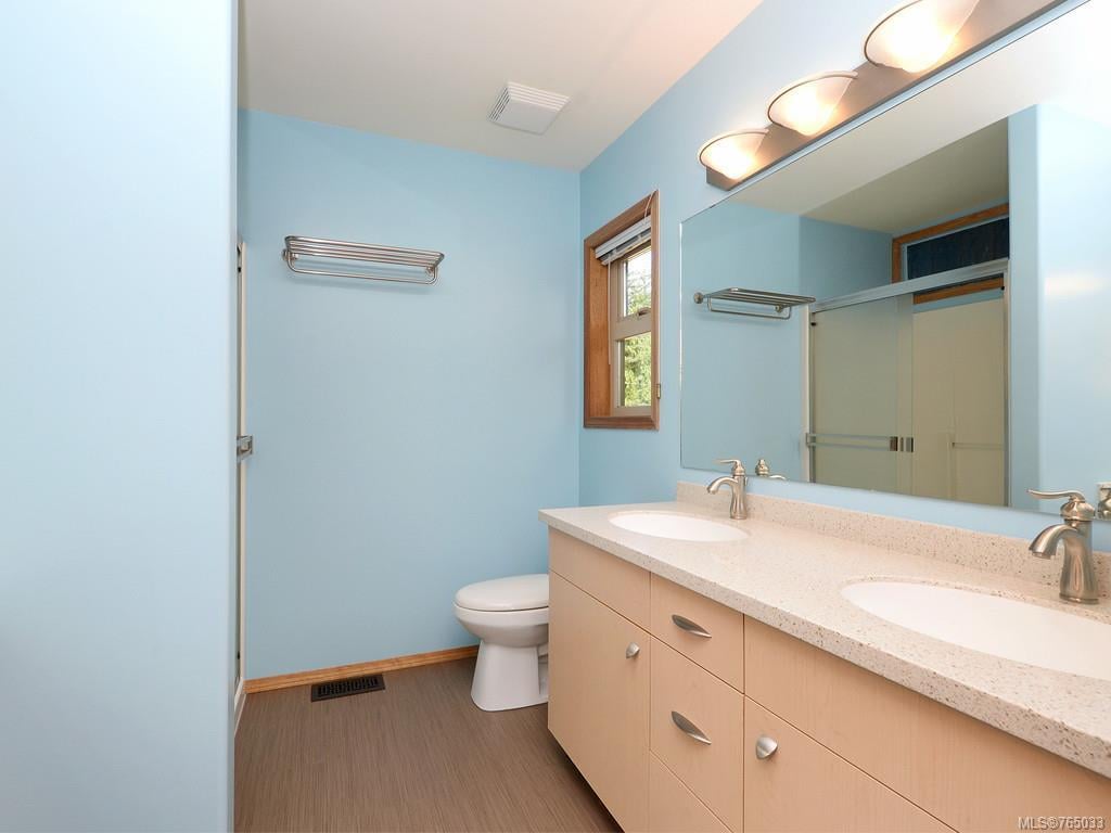 719 Cains Way, Sooke