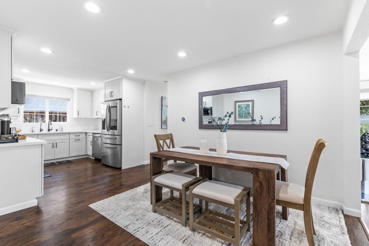 3126 Drywood Ln