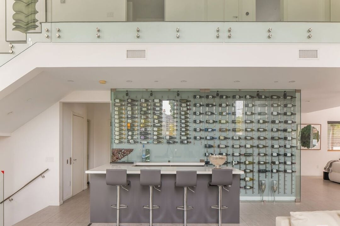 Aurelian Pavilion, W Sunset Blvd, 90049