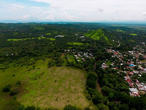 Sardinal Farm, Serene Oasis by the Sardinal River: Prime Real Estate in Guanacaste