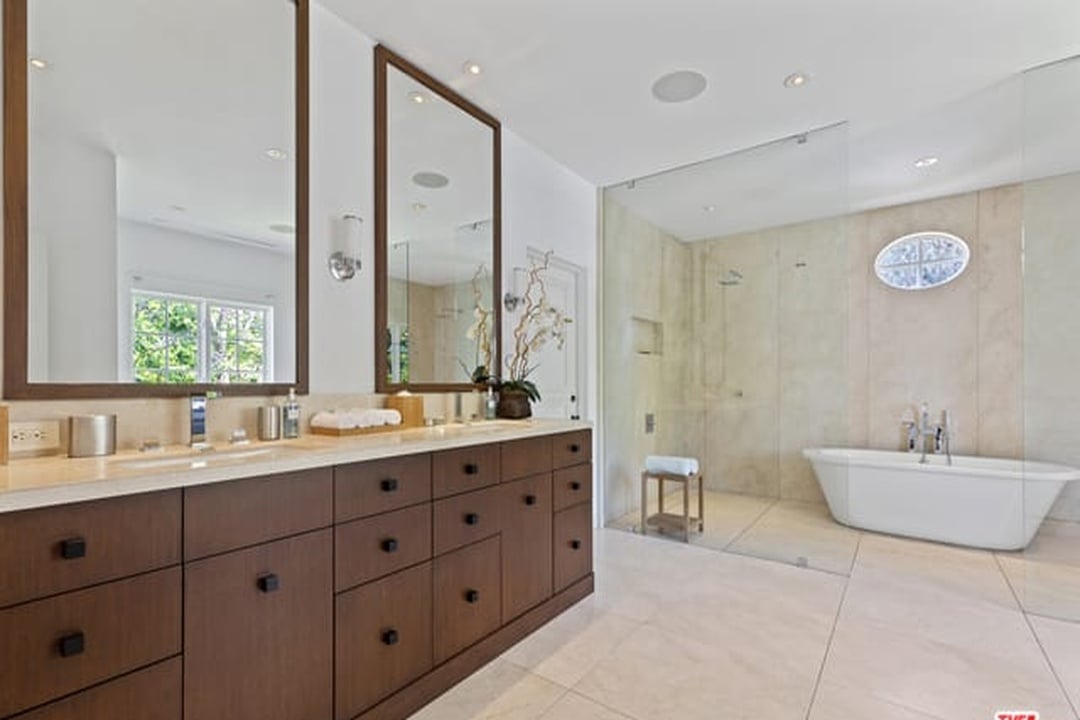 Retreat Grandeur