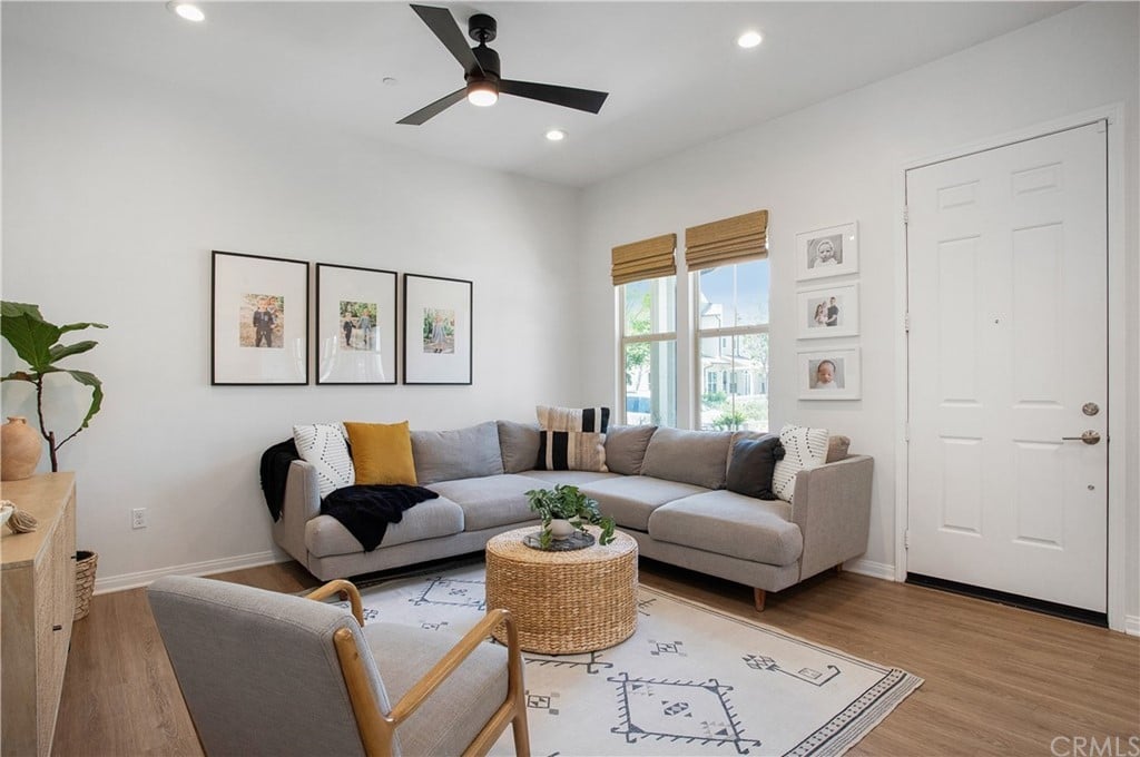74 Promesa Ave