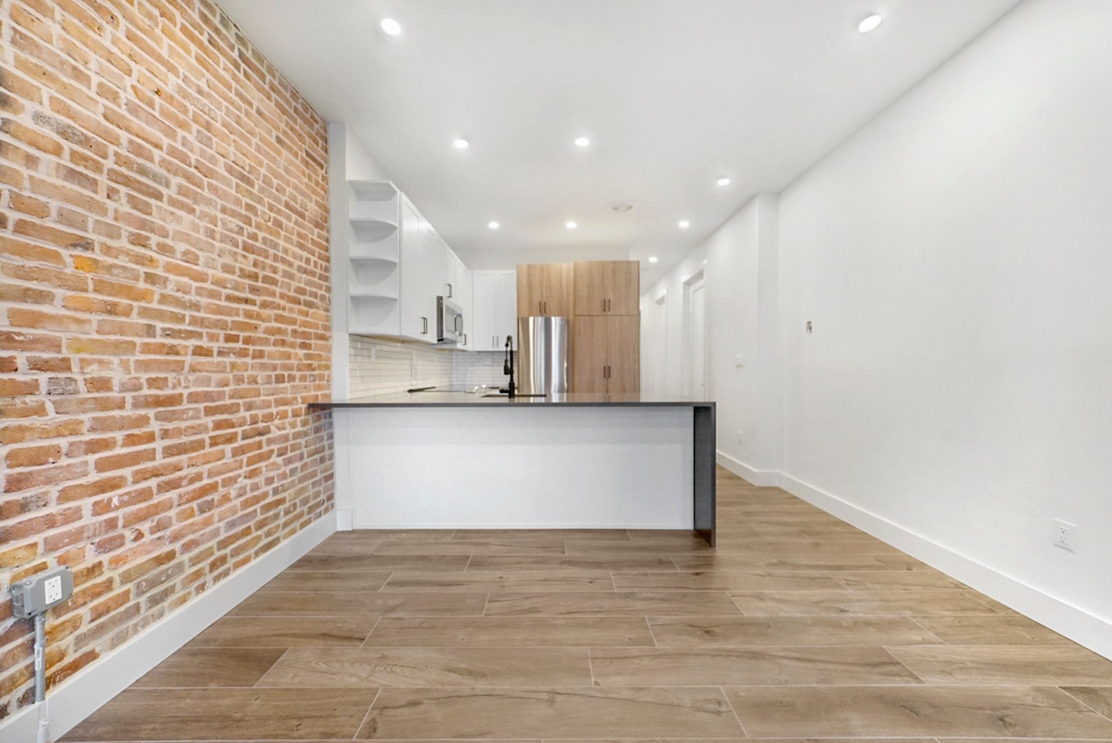 146 Jefferson Ave