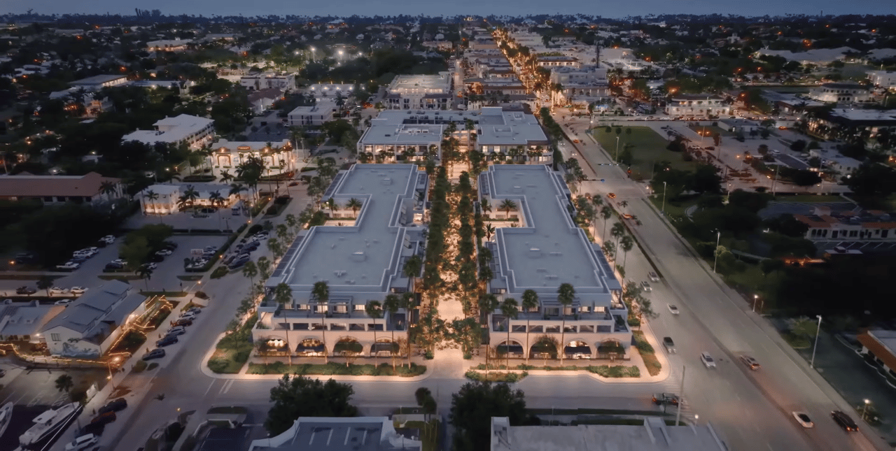 The Avenue - Naples