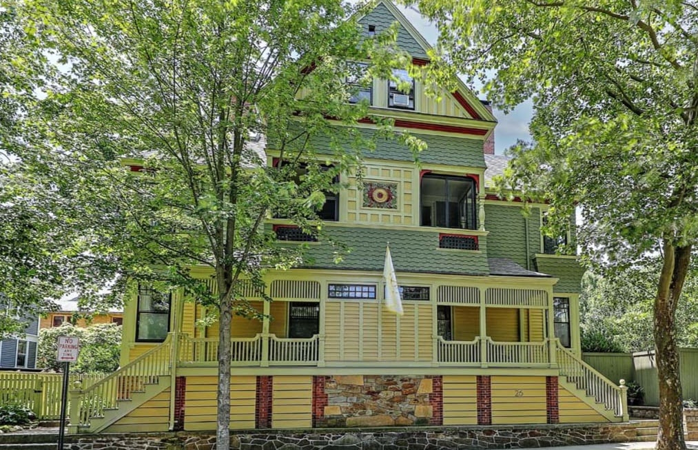 26 Diman Place