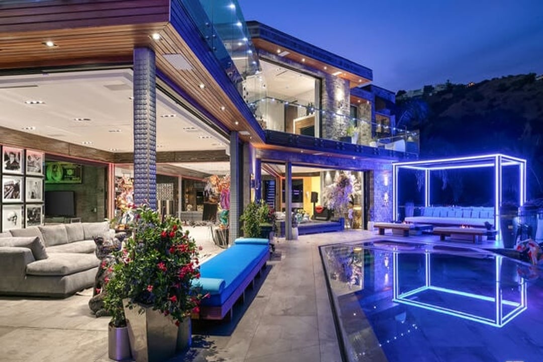 Chateau Paradise