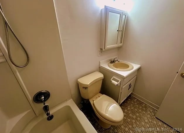 384 Howe Avenue APT 3B