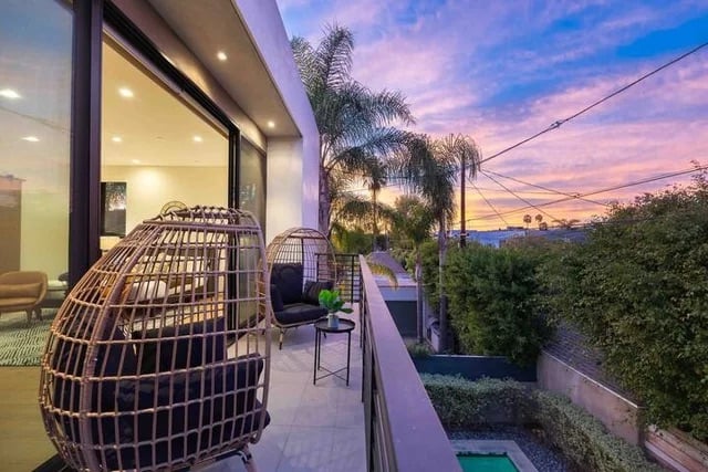 Modern 5BR Home w/Pool – Walk to The Grove & LACMA