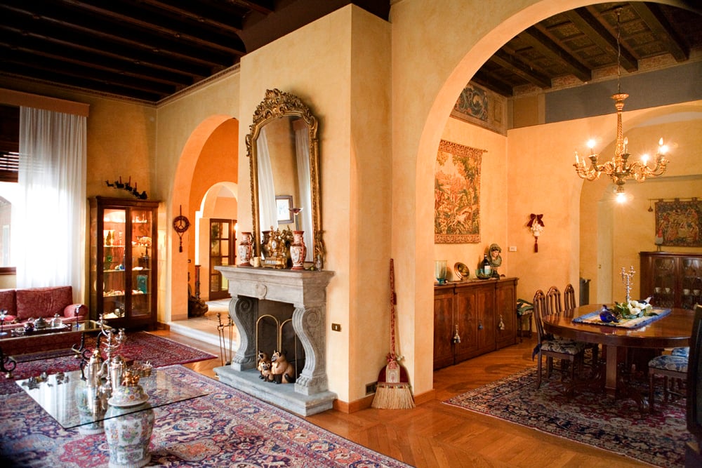 Exclusive Venetian-Style Noble Residence in La Rivatte