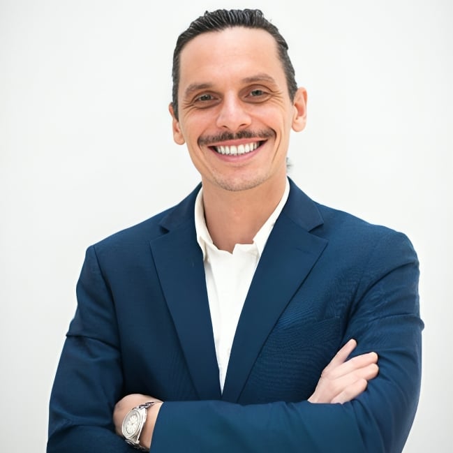 Derek Criscitiello Wilmington, NC  Real Estate Agent Headshot