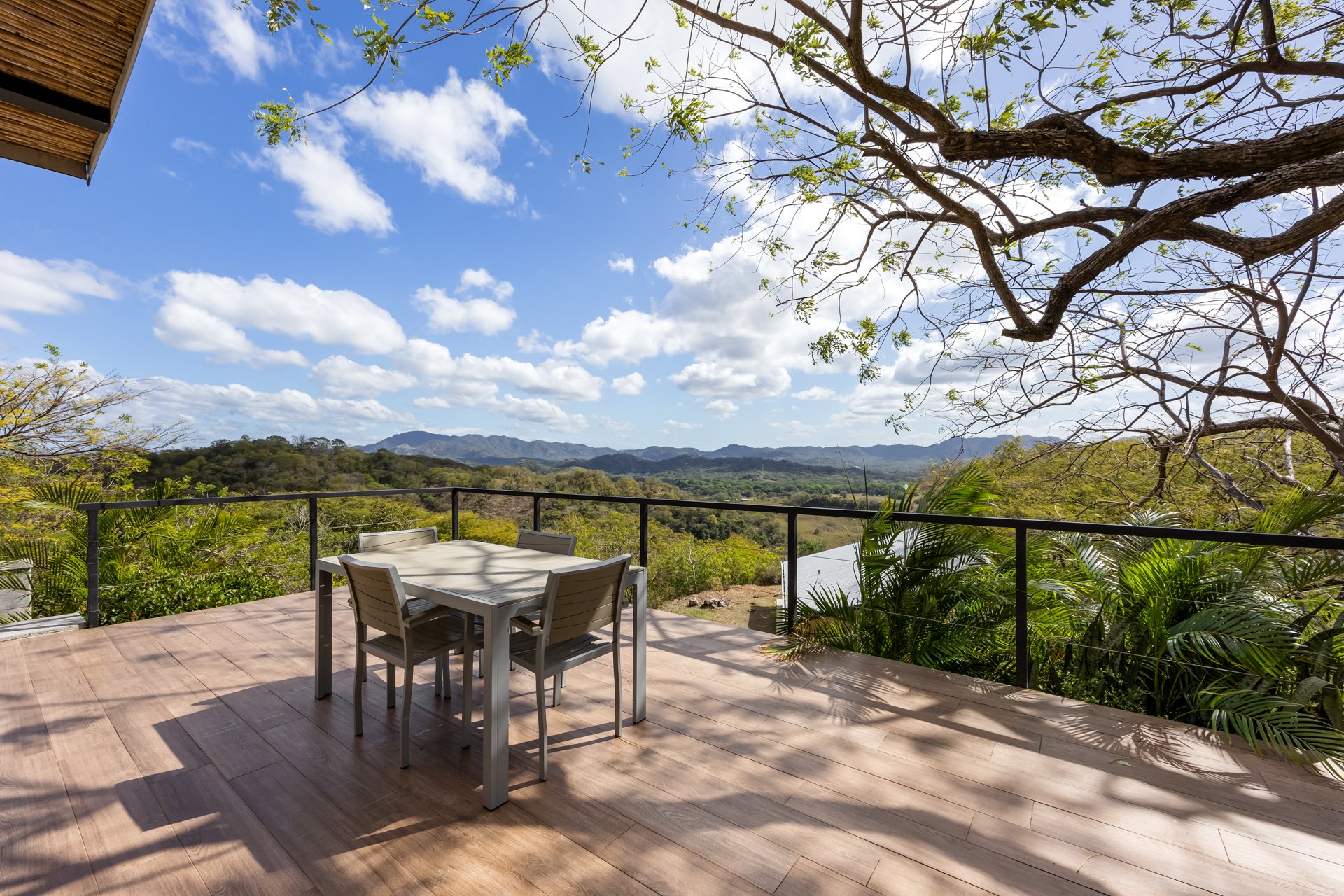 Corona Del Cabo 4 | Main Home + Guest House with Views & Pool – Playa Grande