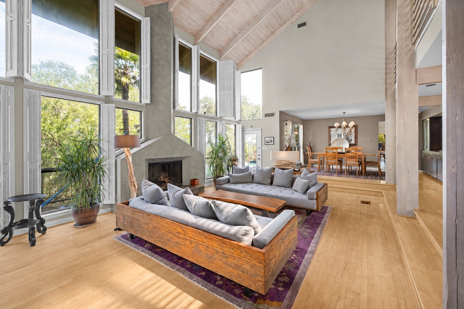 102 Canyon Circle West