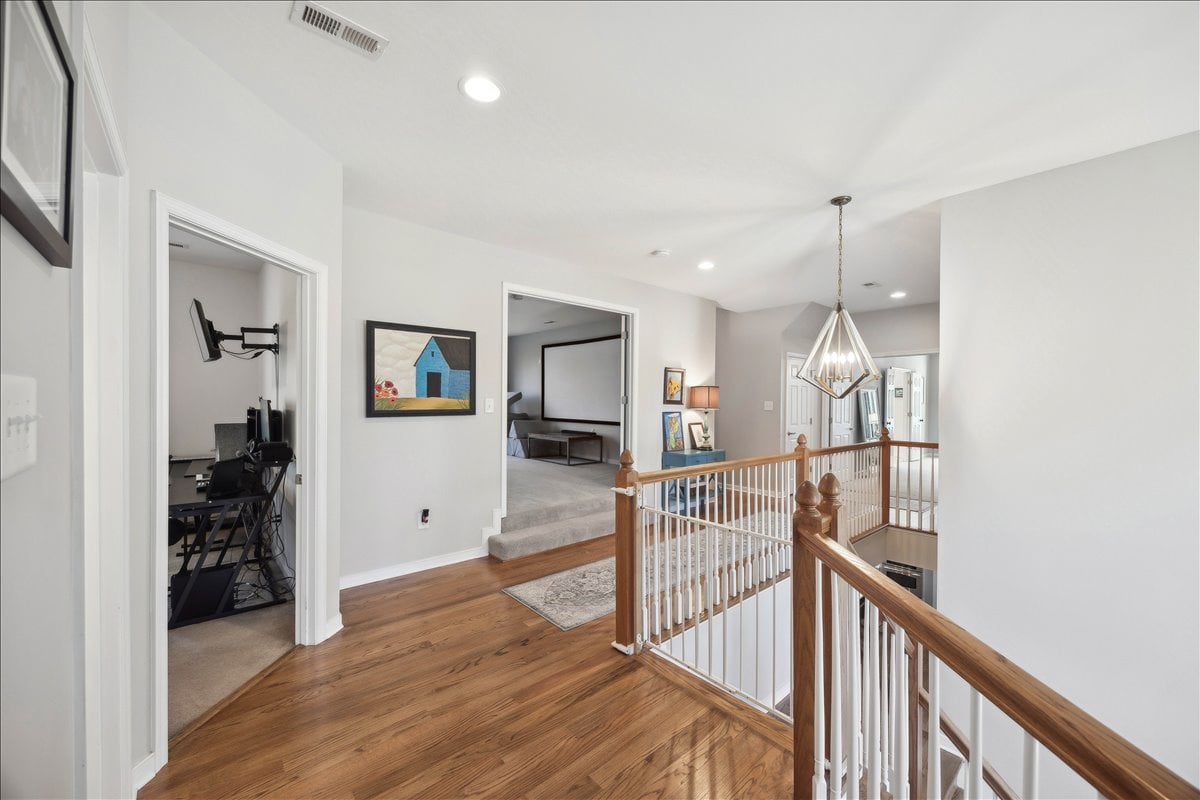 4513 Lake Summer Mews