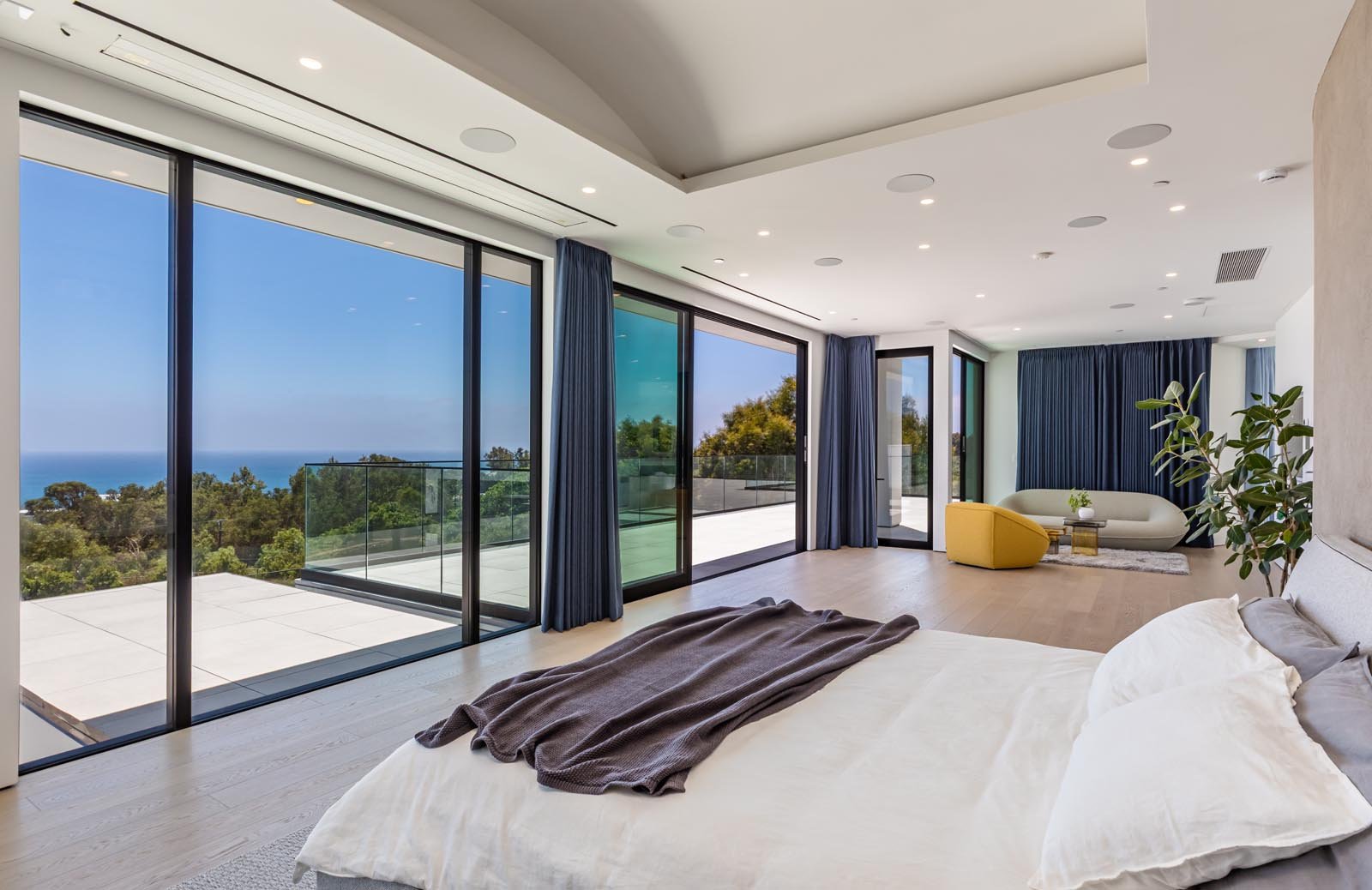 27715 Pacific Coast Hwy