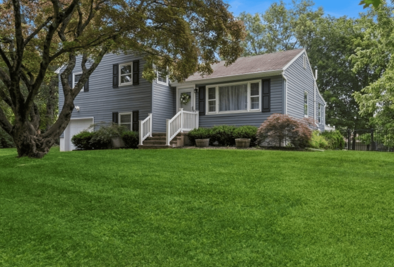457 Valley Road
