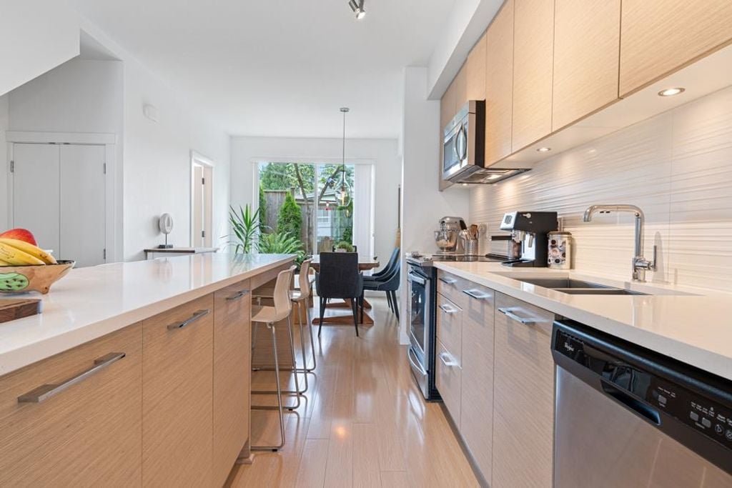 909 Clarke Rd, #13