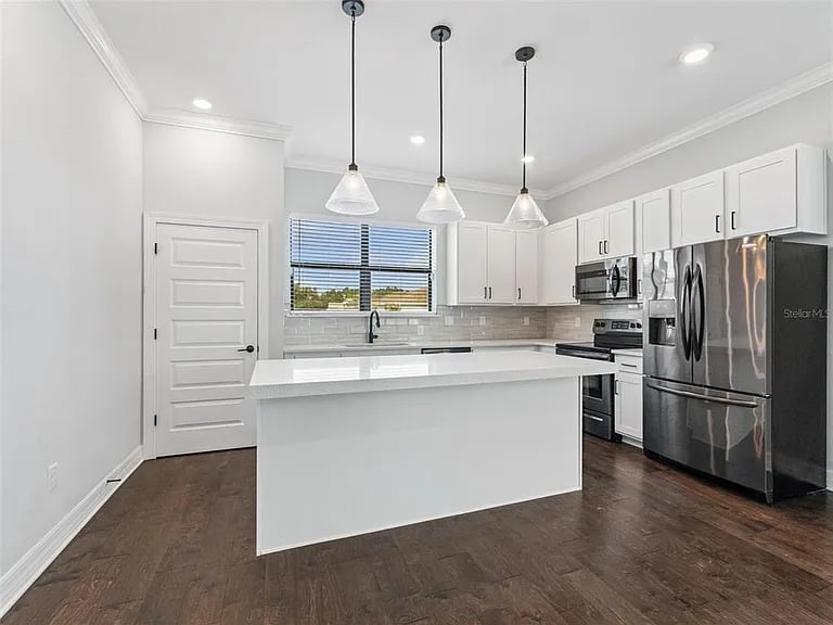 3421 W Horatio St #109