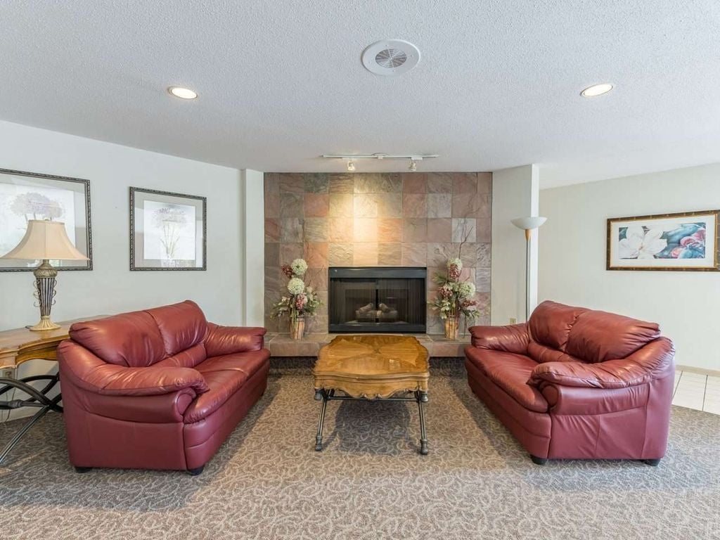 4111 Francis Rd, #213