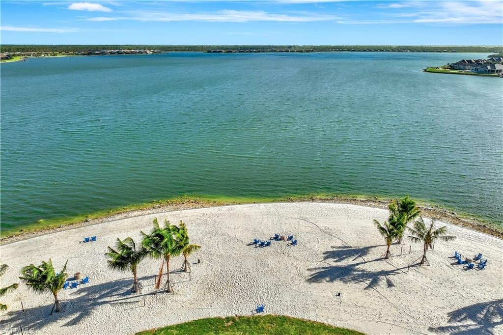 14696 Blue Bay Cir