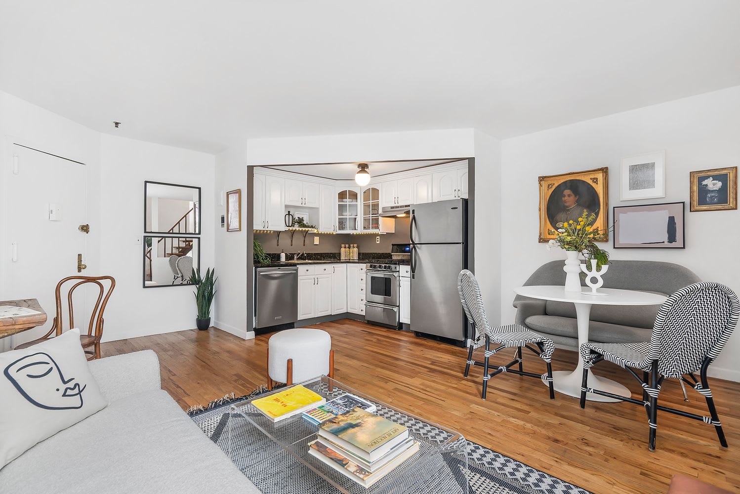 249 W 101st St, #6
