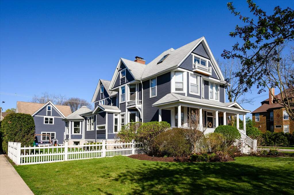 632 Lathrop Ave