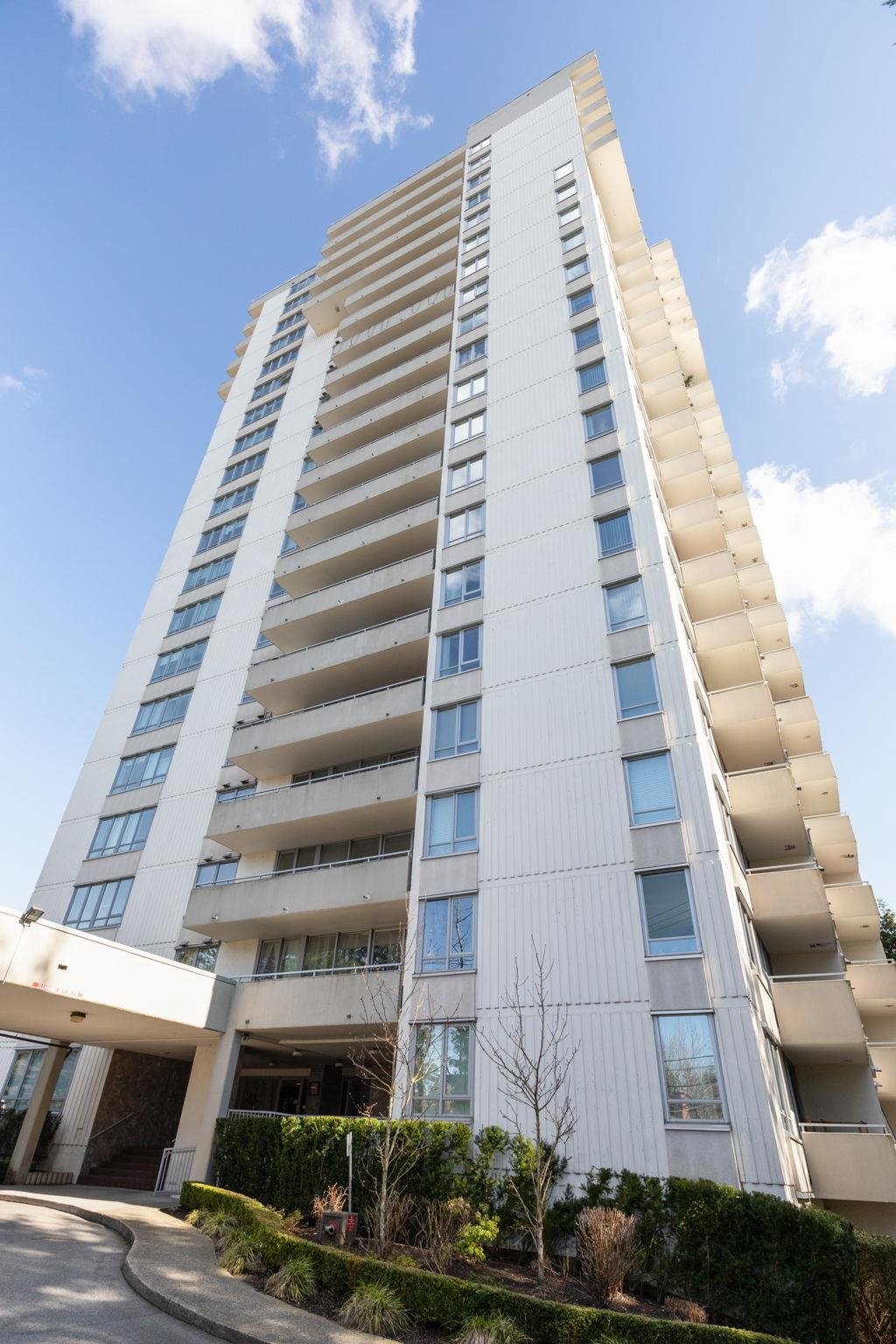 904-5652 Patterson Ave