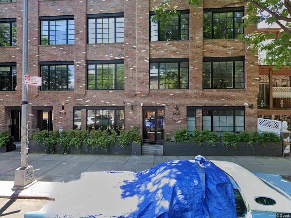 366 Gates Ave, #1B