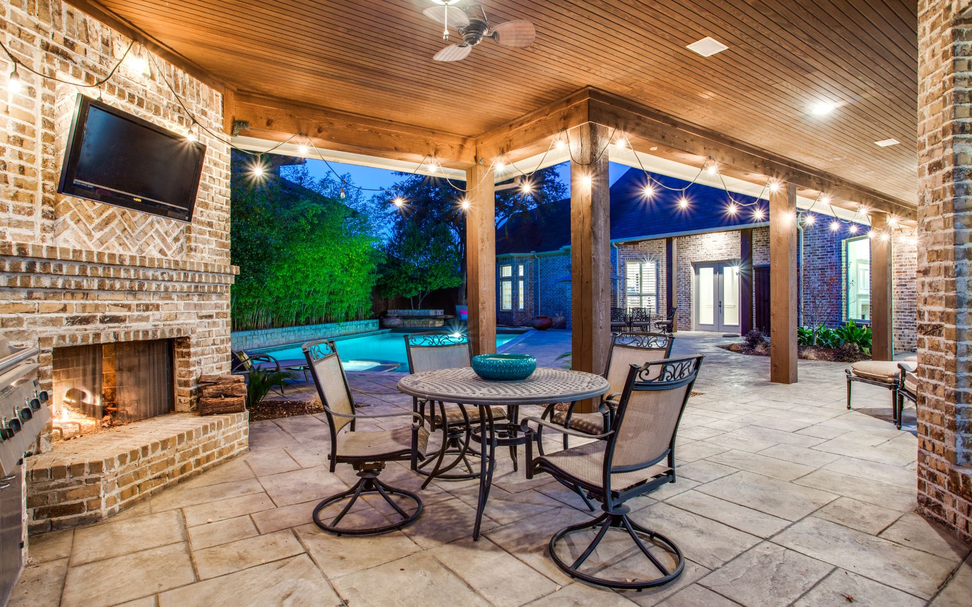 Amazing Curb Appeal in Starwood!