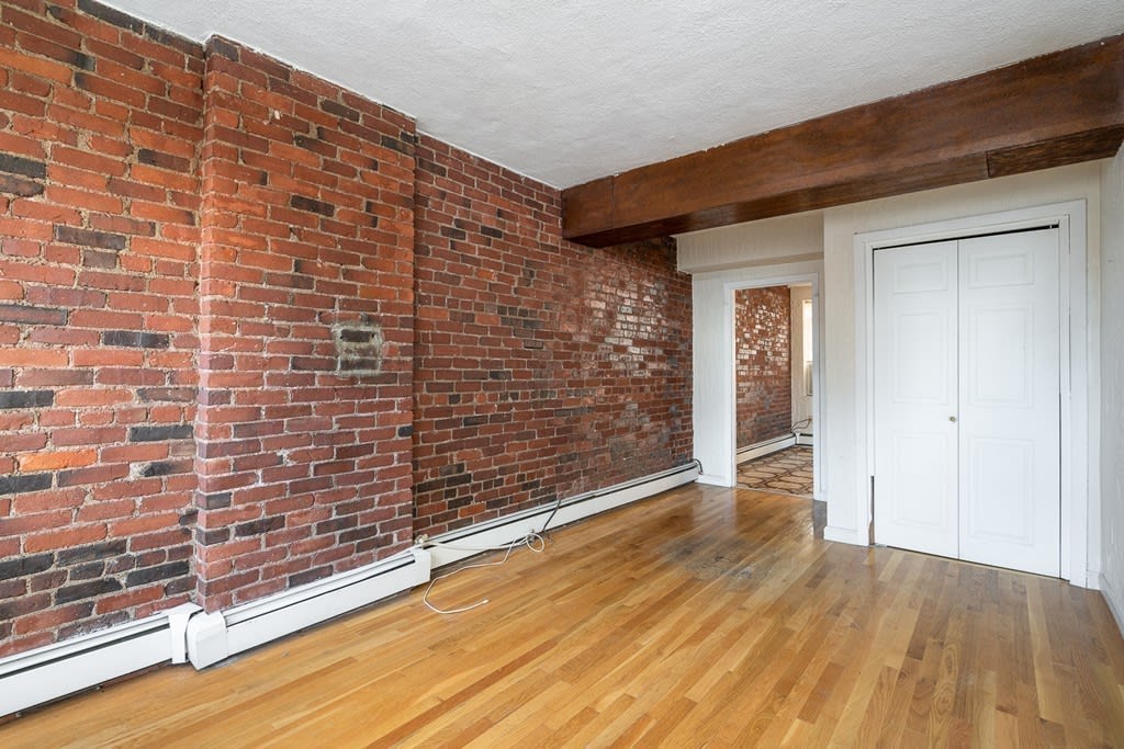 358-366 Hanover St