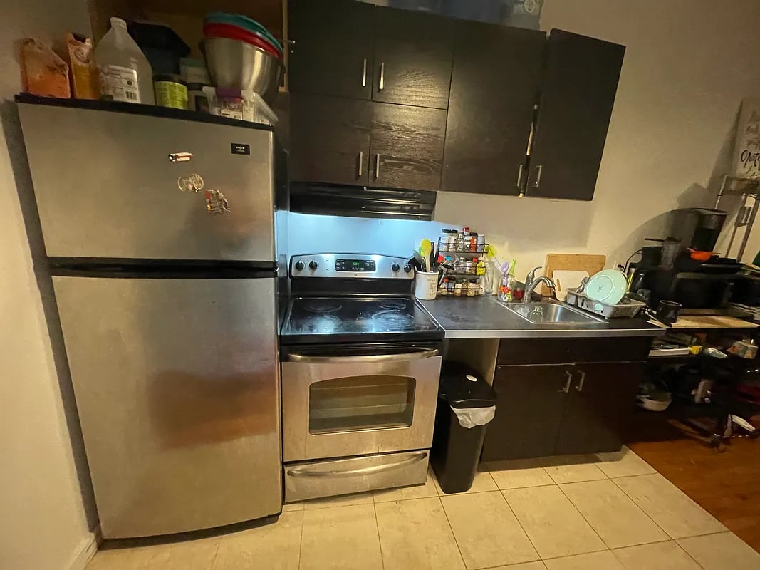 1399 Greene Ave 1B