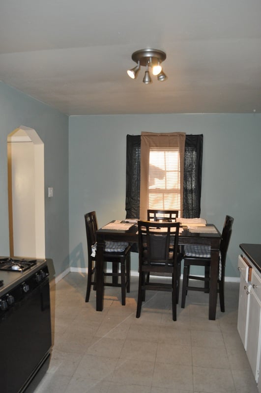 New Listing in Tahoe Park! 3141 Kroy Sacramento, CA 95820