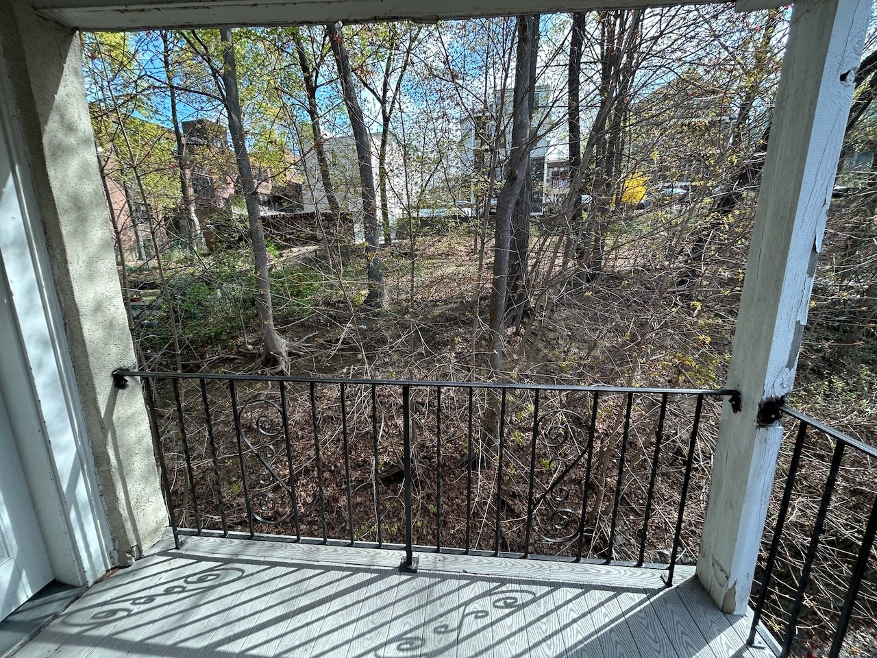 Sunny 4 Bed 2 Bath in the Heart of Brookline - Heat and Hot Water Included - 9.1