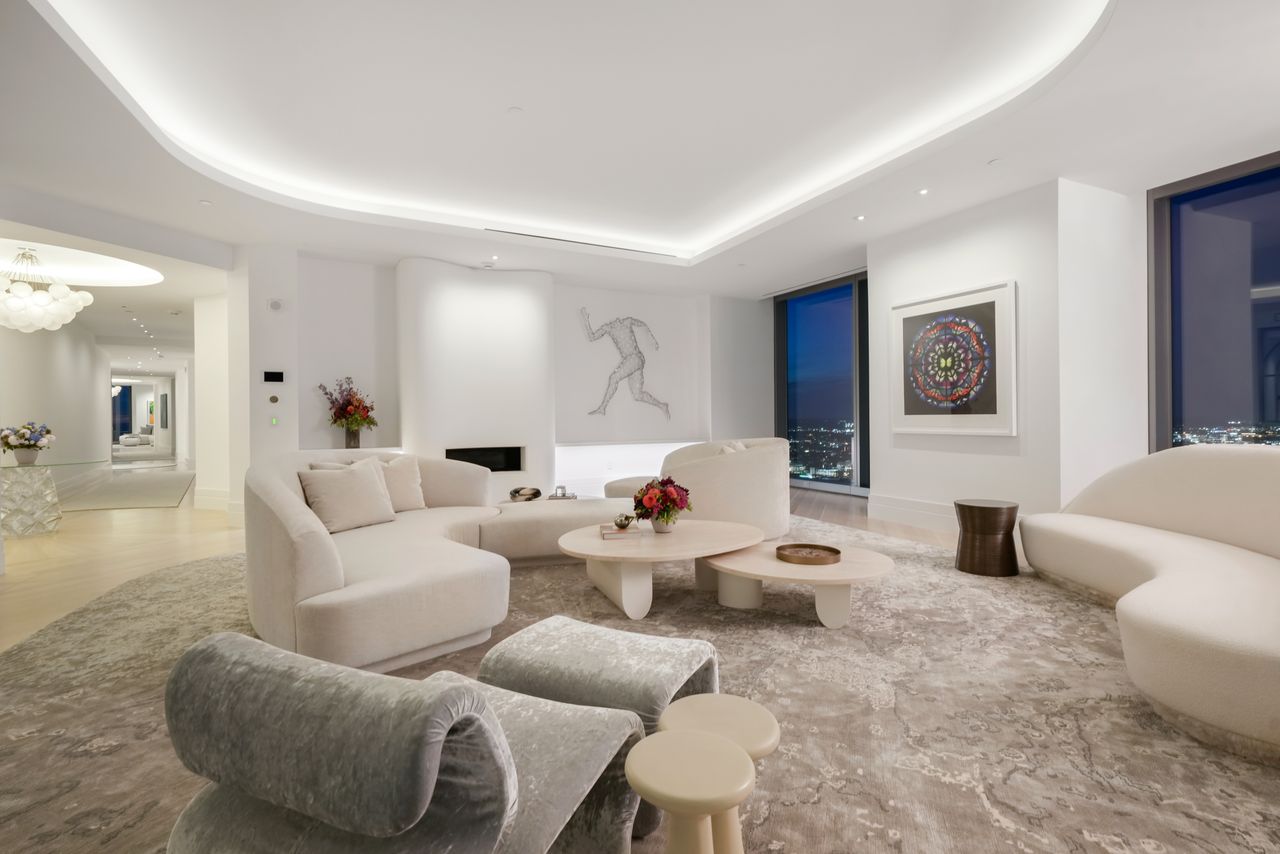 The Residences at The Four Seasons Dalton Steet