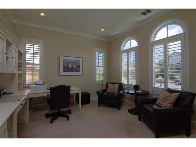 340 Mansfield Dr