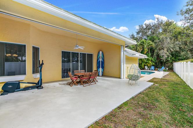 104 Jeanette Way 