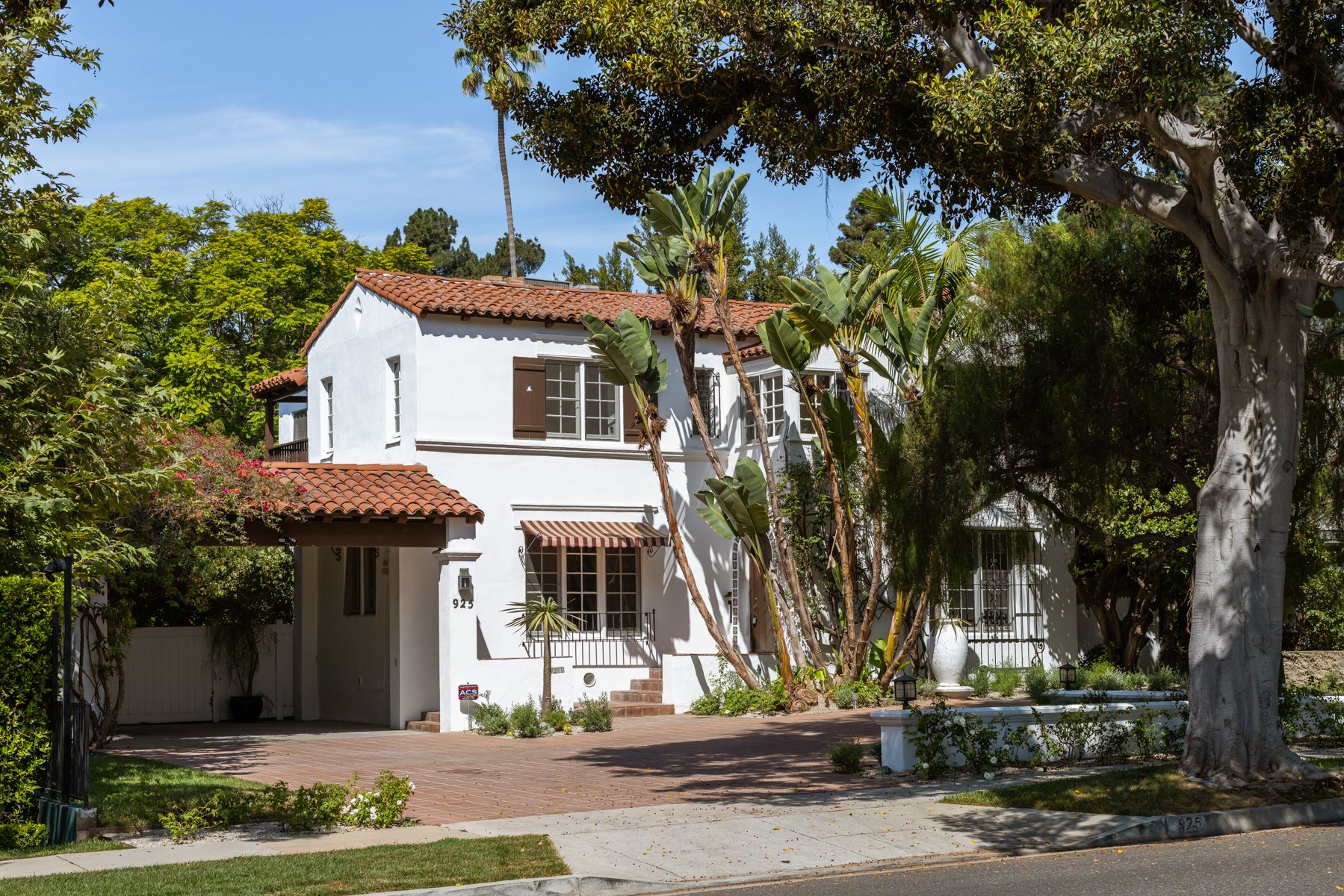 925 N Rexford Dr, Beverly Hills