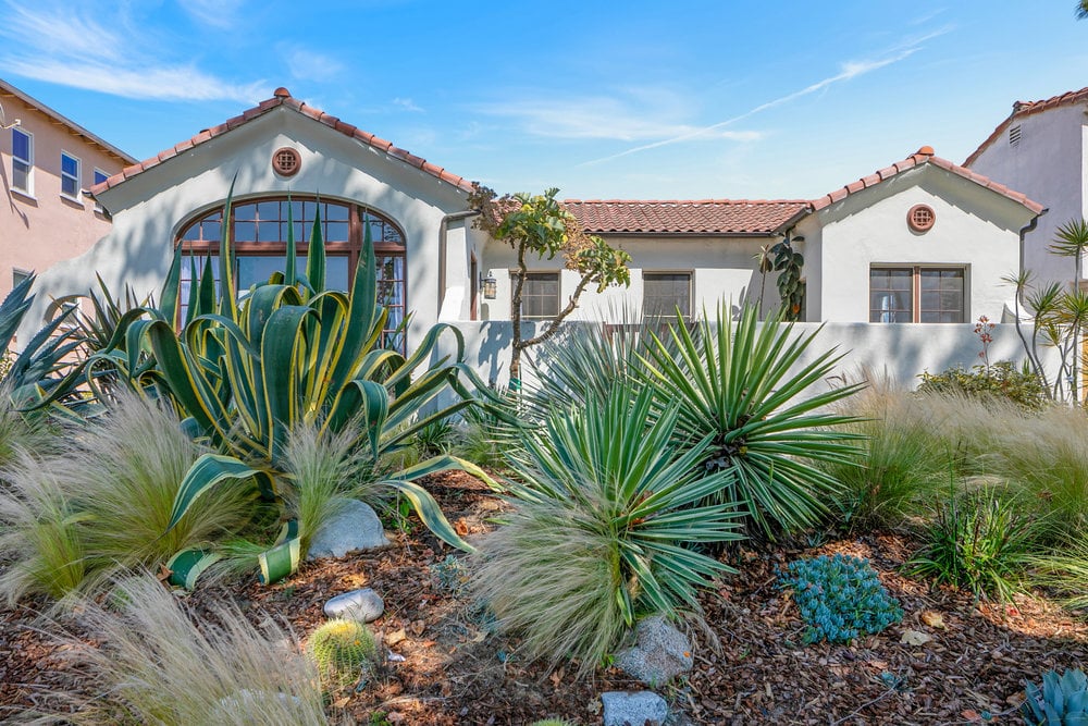 1316 S Redondo Blvd