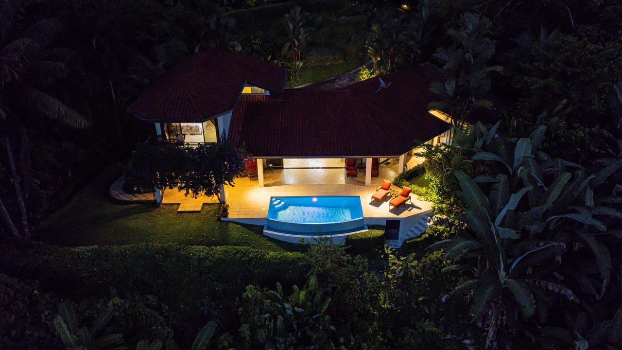 Private Luxury Villa with Whale Tail Ocean View Close to Downtown Uvita